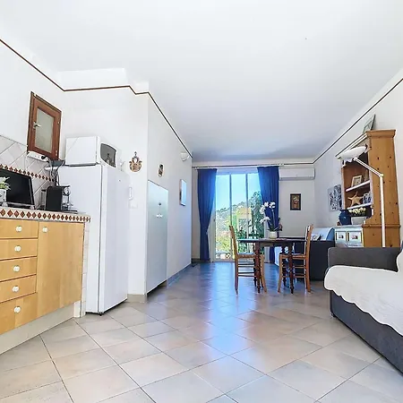 A Aiguebelle Avec Piscine Privee Et Climatisation, Pres De La - Fr-1-308-190 Villa Le Lavandou