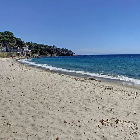 A Aiguebelle Avec Piscine Privee Et Climatisation, Pres De La - Fr-1-308-190 Villa *
